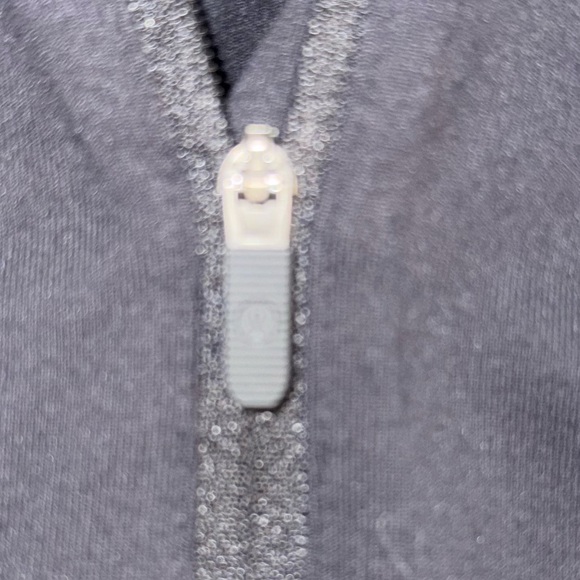 Lululemon It’s Rulu Cropped Running Half Zip - Picture 3 of 4